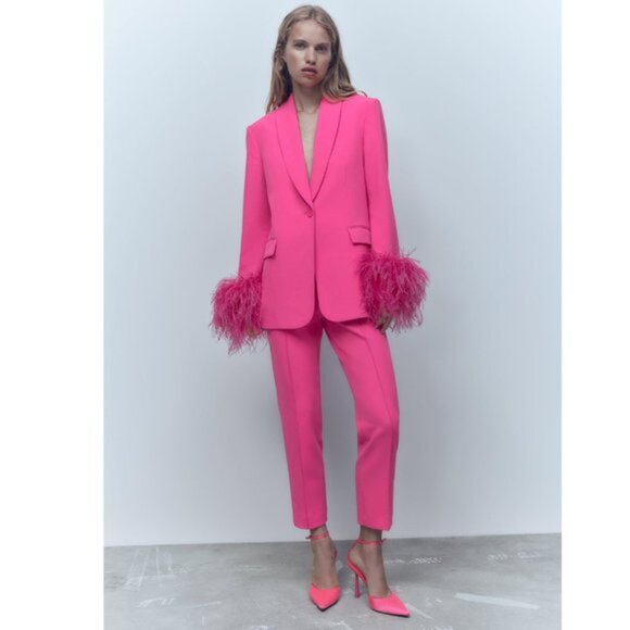 BLOGGER'S FAVE! Zara Feather Blazer Mid-Pink NWT - Picture 17 of 17